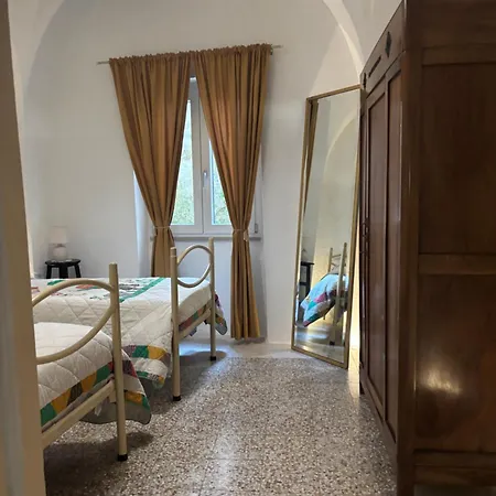 Civico 18 Apartament