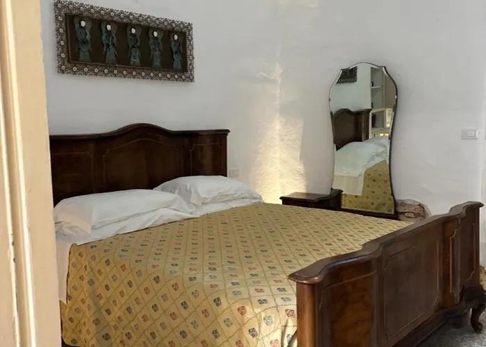 Civico 18 * מרטינה פרנקה